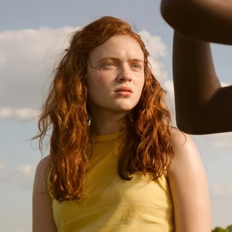 Sadie Sink in Stranger Things as Max Mayfield Sadie Sink Pfp, Millie Bobby Brown Pfp, Max Mayfield Season 4, Diana Cooper, Duffer Brothers, Max Mayfield, Celeb Crush, Stranger Things Characters, Stranger Things Netflix