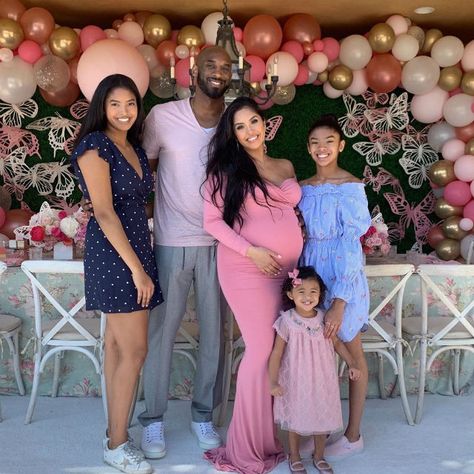 Inside Vanessa Bryant’s Baby Shower for Baby Girl #4 Kobe Bryant And Wife, Kobe Bryant Daughters, Kobe Bryant Quotes, Kobe Bryant Family, Kobe & Gigi, Kobe Bryant Nba, Vanessa Bryant, Kobe Bryant Pictures, Kobe Bryant Black Mamba