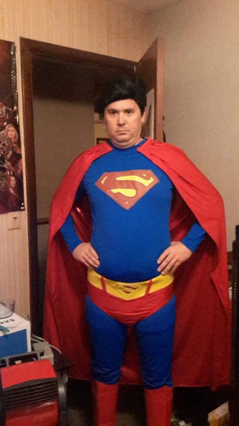 Superman Meme, Superman Costumes, Mirror Pic, Super Hero Costumes, Captain Marvel, Superman, Academic Dress, Collage, Memes