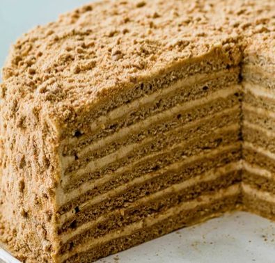 Lithuanian Honey Cake, Latvian Honey Cake, Ukrainian Honey Cake Recipe, Honey Layer Cake, Latvian Desserts, Colourful Recipes, Latvian Recipes, Diy Cake Recipes, Latvian Food