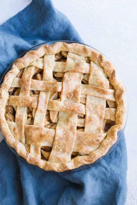 Gooey cinnamon apple filling nestled in a rich brown butter crust that is sure to be hit! #bakedbyanintrovertrecipes #apple #pie #brownbutter #dessert #baking Brown Butter Apple Pie, Apple Pie From Scratch, Dutch Apple Pie Recipe, Gluten Free Apple Pie, Vegan Apple Pie, Hot Chocolate Fudge, Butter Crust, Apple Pie Recipe, Slow Cooker Desserts