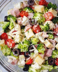 low carb recipes cheap for you #LowCarbRecipes Keto Reseptejä, Salad Low Carb, Salad Keto, Broccoli Cauliflower Salad, Resep Salad, Broccoli Salad Recipe, Ham Salad, Low Carb Salad, Resep Diet