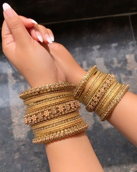 Indiatrend on Instagram: “Our Mauli Bangles are only $40 for both hands!! Head over to the website for all 14 colours!! ​************************************* For…” Indian Jewelry Bangles, South Indian Bangles Designs, Gold Bangles Indian Design Traditional, Indian Bangles Aesthetic, South Indian Bangles, Desi Bangles, Indian Bridal Bangles, Indian Wedding Bangles, Indian Gold Bangles