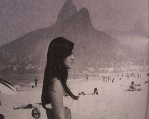 Type 'Girl From Ipanema' and this is the first result you get. But who is she really...? Girl From Ipanema, Easy Girl, Ipanema Beach, Bond Girls, Vintage Hawaii, Diy Art Projects, Red Skirt, Bossa Nova, Beach Aesthetic