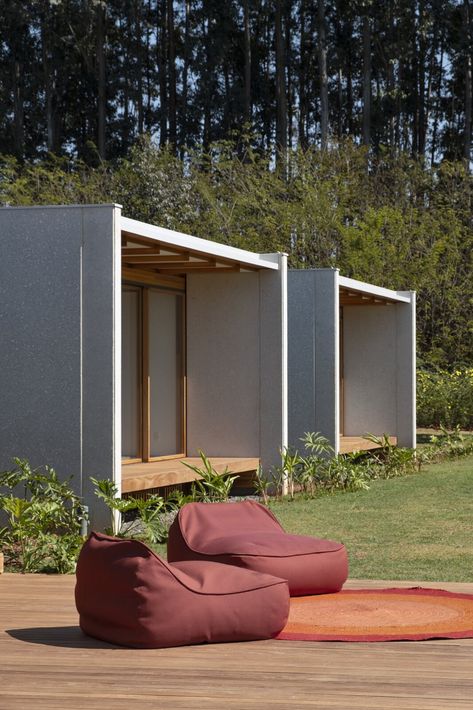 Ad Infinitum, Tiny House Furniture, Prefab Cabins, Eco Architecture, Container Architecture, Minimal House Design, Casa Container, Cabin Lodge, House Siding