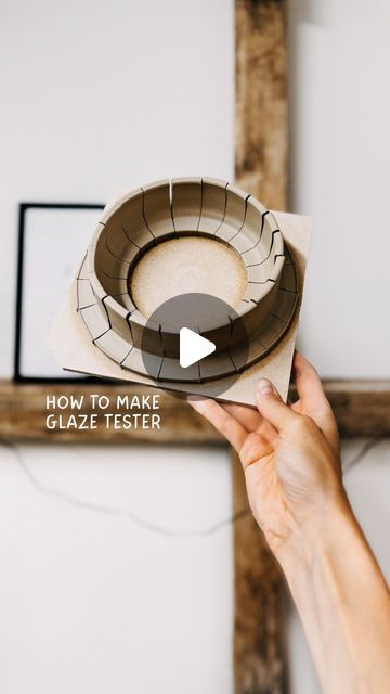 Melanie ☼ soulfood & ceramics on Instagram: "HOW TO MAKE GLAZE TESTER/TILES🎨  Einmal gedreht hat man direkt um die 20 „Kacheln“, um neue Glasuren oder Kombinationen zu testen. Und wenn die Glasur nix wird? Dann kommt die Kachel ohne schlechtes Gewissen einfach weg.😌  //  🏴󠁧󠁢󠁥󠁮󠁧󠁿 Thrown once you will get about 20 „tiles“ to test new glazes or combinations. And if the glaze doesn’t look good? Put it away without any conscience.😌  #glaze #glazes #glazetest #glazing #tiles #tester #glazingpottery #wheelthrown #wheelthrownpottery #pottery #potterystudio #potterytools #tools #goodtoknow #tips #tipsandtricks #howto #tutorial #process #processing #processvideo #processart #creativeprocess #trusttheprocess #studio #ceramicartist #ceramic #ceramicstudio #ceramictiles #throwing" Clay Test Tiles, Ceramic Glaze Test Tiles, Pottery Test Tiles, Ceramic Test Tiles, Test Tiles Pottery, Ceramic Throwing Ideas, Pottery Throwing Ideas, Glaze Test Tiles, Ceramic Wheel