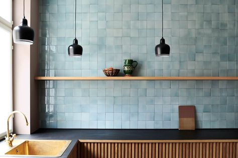 Concrete Tiles Kitchen, Blue Tile Backsplash Kitchen, Blue Backsplash Kitchen, Light Blue Tile, Blue Kitchen Tiles, Kitchen Splashback Tiles, Paint Blue, Square Kitchen, Blue Backsplash