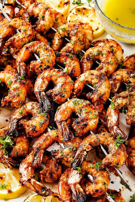 Grilled Shrimp with Lemon Parsley Butter + Video (STOVE & OVEN DIRECTIONS) Bbq Shrimp Skewers, Grilled Shrimp Seasoning, Grilled Shrimp Marinade, Smoked Seafood, Grill Shrimp, Raw Shrimp Recipes, Easy Grilled Shrimp Recipes, Shrimp In The Oven, Grilled Shrimp Recipe