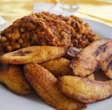 Afrikiko Restaurant Nigerian Aesthetic, Nigeria Food, Ghanaian Food, African Recipes Nigerian Food, West African Food, Africa Food, Protein Diet, Nigerian Food, Healthy Homemade Recipes