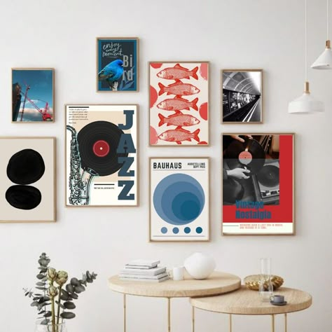 Poster Gallery Wall Bedroom, Poster Wall Inspo Living Room, Music Poster Gallery Wall, Living Room Poster Ideas Wall Decor, Wall Art Layout, Poster On Wall, Red Wall Decor, Wall Decor Gallery, Poster Gallery Wall