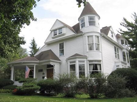 Holley House  1890 Victorian: Queen Anne  Holley Historical District  Crown Point, Indiana Square Houses, Gothic Victorian House, Crown Point Indiana, Victorian Things, Victorian Queen, Modern Log Cabins, Nice Houses, Storybook House, Historic Homes For Sale