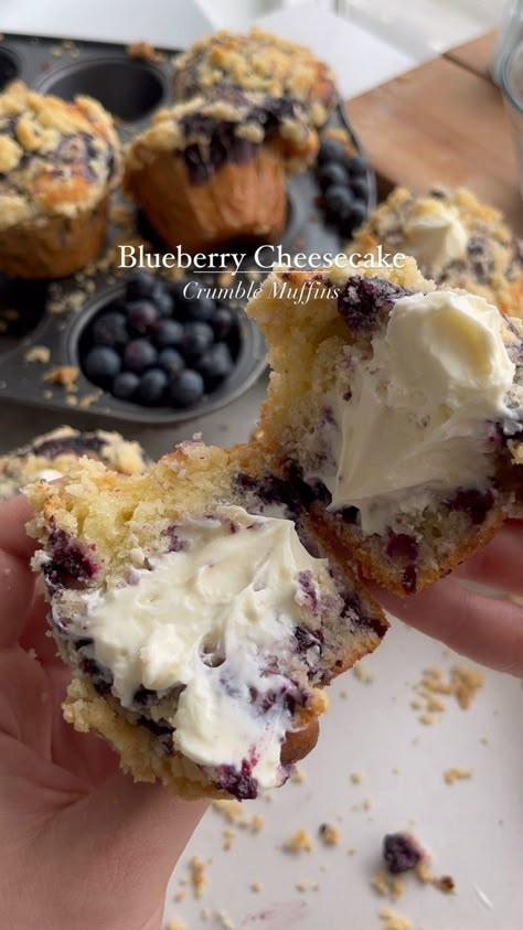 Baking Recipes Blueberry Muffins, Blueberry Cheesecake Crumble Muffins, Dessert Recipes Blueberries, Blueberry Muffin Cheesecake, Blueberry Cheesecake Muffins Recipes, Baking For One, Cheesecake Muffin Recipes, Blueberry Baking Recipes, Treat Recipes Desserts