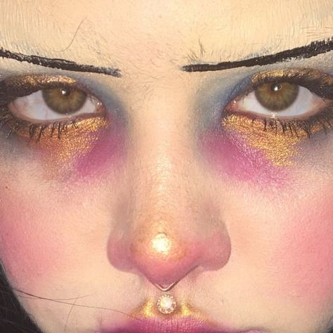 Funky Makeup, Cool Makeup, Make Up Inspo, Artistry Makeup, Pretty Makeup, Cute Makeup, Face Art, Makeup Art, Makeup Inspo