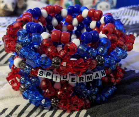 Spider Man Kandi, Spiderman Kandi, Crafts To Do When Your Bored, Kandi Cuff, Photo Pattern, Kandi Bracelets, Perler Beads, Crafts To Do, Spiderman