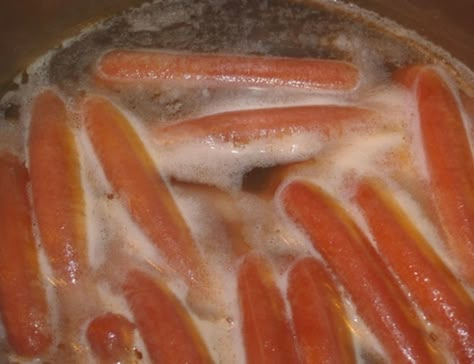 Authentic New York City “Dirty Water” Hot Dogs Dirty Hot Dog Water, The Best Hot Dogs, Dirty Water Hot Dogs Recipe, How To Cook Hot Dogs, Dirty Dogs Recipe, Best Hot Dog Recipes, Hot Dog Marinade, Dirty Water Hot Dogs, Marinated Hot Dogs Recipes