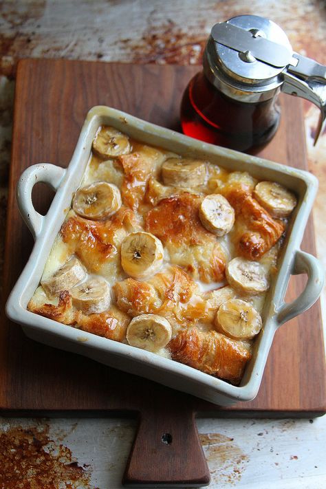 Banana Nut French Toast, Croissant Loaf French Toast, Croissant Bread French Toast, Stale Croissant Recipes, French Toast Croissant, Banana Croissant, Banana French Toast Casserole, Croissant French Toast Casserole, Banana Foster French Toast