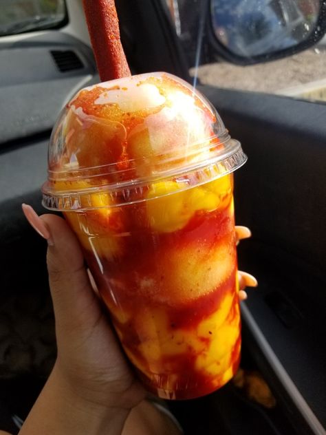 Mangonada Aesthetic, Fruit Cup Aesthetic, Mexican Snack Foods, Food For The Gods, Mexican Snacks, Soul Food Dinner, Junk Food Snacks, Food Babe, Mexican Food Recipes Easy