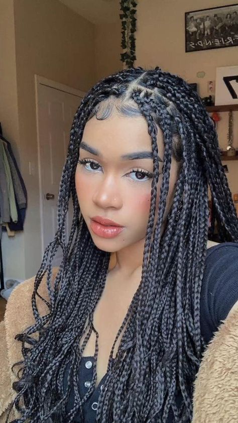 Cute Box Braids, Cute Box Braids Hairstyles, Protective Hairstyles Braids, Pretty Braided Hairstyles, Girls Hairstyles Braids, Girls Braids, Braided Hairstyles For Black Women, روتين العناية بالبشرة, Box Braids Hairstyles