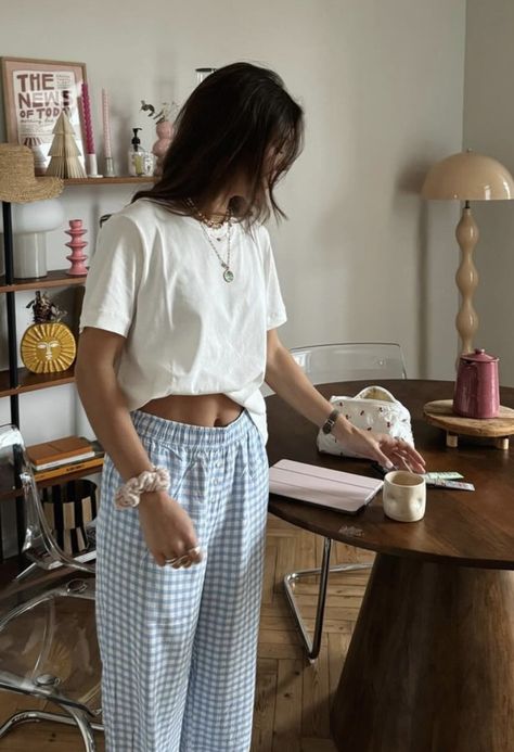 Carefree Outfits Casual, Comfy Style Summer, Italy Outfits, New Wardrobe, Spring Summer Outfits, Fitness Inspo, Spring Summer Fashion, Fashion Inspo Outfits, Spring Outfits