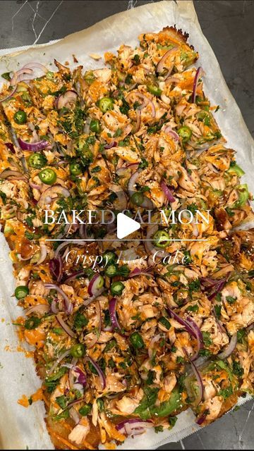 Baked Salmon Crispy Rice Cake, Crispy Rice Sushi Bake, Sushi In A Pan, Crispy Rice And Salmon, Salmon Rice Cakes, Rice For Salmon, Canned Salmon And Rice, Baked Sushi Rice Recipe, Salmon Baked Sushi