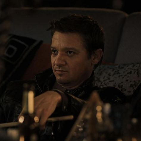 Clint Barton Icon, Christmas Drama, Avengers Age Of Ultron, Film Icon, Avengers Age, Clint Barton, Age Of Ultron, Jeremy Renner, Steve Rogers