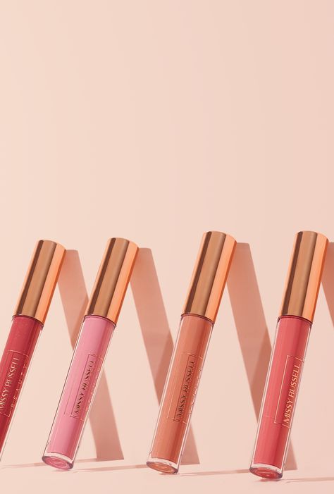 My Lip Gloss be Poppin' | Lip Gloss Product Photography | Womankind Creative Lip Gloss Product, Lipstick Photos, Photography Minimalist, Creative Product Photography, Easy Photography Ideas, Cosmetic Creative, Tinted Gloss, Beauty Video Ideas, Social Web