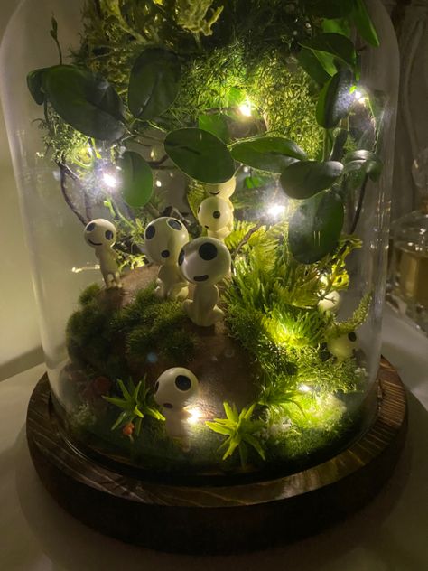 Bell Jar Terrarium, Nerdy Terrarium Ideas, Studio Ghibli Terrarium, Studio Ghibli Fish Tank, Diy Studio Ghibli Decor, Disney Terrarium, Harry Potter Terrarium, Ghibli Terrarium, Studio Ghibli Inspired Room