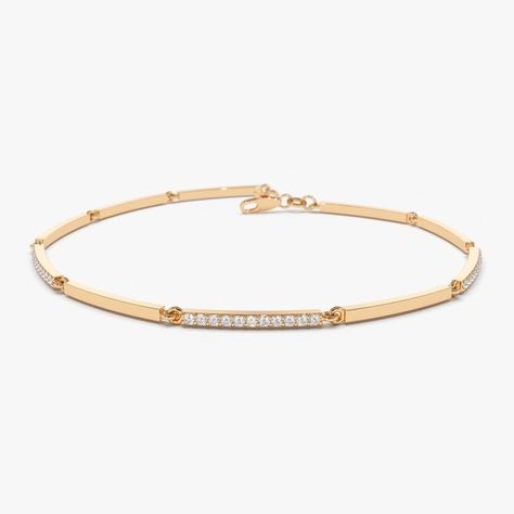 Layering Diamond Necklaces, Diamond Bar Bracelet, Bar Bracelet, Bracelets Gold Diamond, Gold Bracelet For Women, Diamond Bar, Bracelet Online, Bar Bracelets, Diamond Color