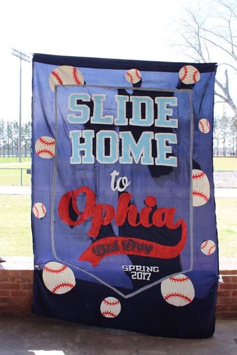 Omega Phi Alpha Baseball Theme Rush and Bid Day Sheet Sign #ΩΦΑ Baseball Bid Day, Omega Phi Alpha, Sorority Recruitment Themes, Sorority Themes, Sports Theme Classroom, Recruitment Themes, Baseball Banner, Tri Delt, Sorority Banner