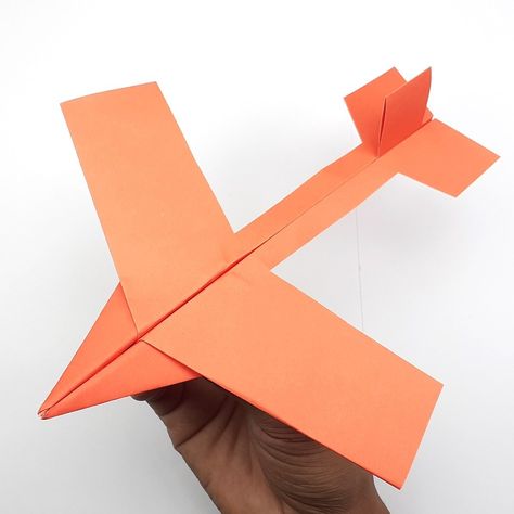 How To Build A Paper Airplane, Paper Aeroplanes For Kids, How To Make A Paper Airplane, Best Paper Plane, Paper Butterfly Crafts, Paper Flowers For Kids, Paper Aeroplane, Make A Paper Airplane, Mobile Craft