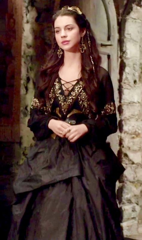 1500s Dress, Reign Cw, Reign Aesthetic, Queen Mary Reign, Reign Serie, Reign Outfits, Marie Stuart, Reign Mary, Reign Fashion