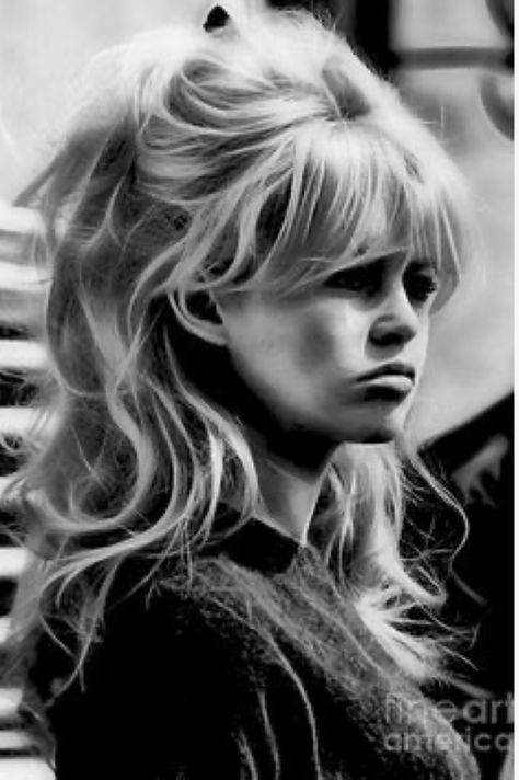 Bardot Bangs, Bardot Hair, Bridgette Bardot, 60s Hair, Bridget Bardot, Bardot Style, Classic Hairstyles, Hollywood Icons, Old Hollywood Glamour