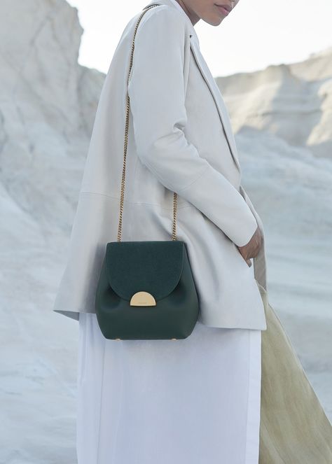 Polène | Bag - N°1 Mini - Monochrome Green Polene Bag, Luxe Swimwear, Bespoke Shoes, Stylish Celebrities, Stylish Purse, Green A, Bright Designs, Day Bag, Pump Sandals