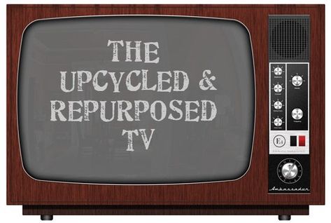 Dishfunctional Designs: Upcycled & Repurposed Vintage Console TV's Old Tv Consoles, Upcycled Garden, Tv Ideas, Vintage Console, Furniture Upcycling, Portable Tv, Repurposed Art, Upcycle Repurpose, Vintage Television