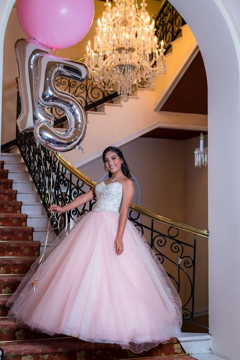 #partyhallsinHouston Quinceanera Guest Outfit, Outfit Ideas For Black Women, Prom Girl Dresses, Quinceanera Party, Black Jeans Outfit, Fairy Dress, Wedding Dress Shopping, Sweet Sixteen, Guest Outfit