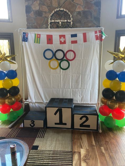 Beer Olympics Party, Olympic Themed Activities, Olympic Party Games, Summer Olympics Crafts, Olympic Party Decorations, Summer Olympics Party, Vbs Olympics, Preschool Olympics, Office Olympics