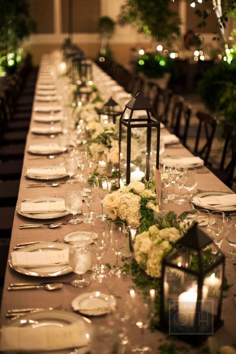 Wedding Reception Table Setting Ideas, Long Table Decorations, Wedding Table Setup, Long Table Wedding, Wedding Candles Table, Reception Table Settings, Flowers And Candles, Boda Mexicana, Elegant Table Settings