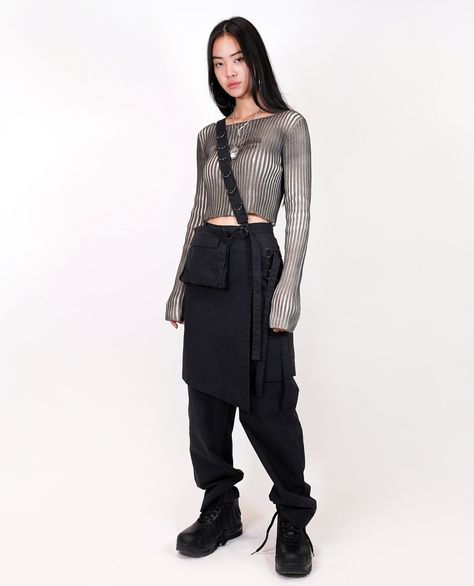 HYEIN SEO FW2018 Hyein Seo, Wrap Pants, Mode Inspo, Fashion Fits, Character Outfits, Look Fashion, Aesthetic Clothes, Fashion Inspo Outfits, Style Me