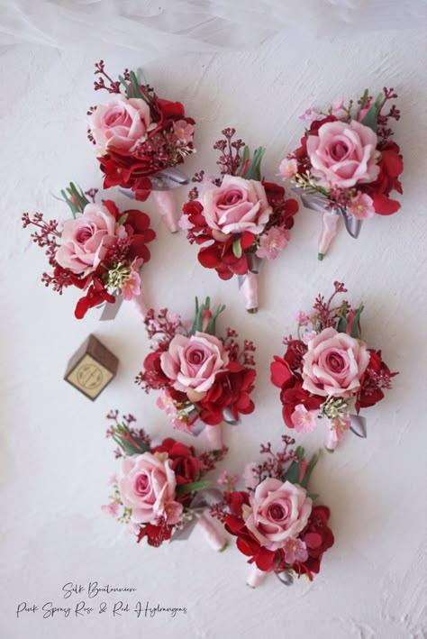 Pink And Red Groomsmen, Red And Pink Corsage, Red And Pink Quinceanera Ideas, Red Blush Wedding, Pink Boutonniere Wedding, Button Hole Flowers, How To Make Corsages, Shades Of Pink Wedding, Diy Bridesmaid Bouquet