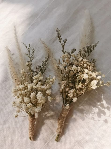 Diy Dried Flower Boutonniere, Simple Dried Flower Bouquet, Diy Dried Flower Bouquet, Dried Flower Corsage, Dried Boutonniere, Dried Baby Breath, Filipiniana Wedding Theme, Dried Flower Boutonniere, Pin Corsage