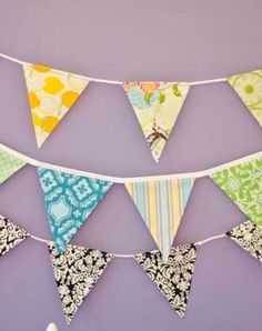 Fabric Garland Diy, Fabric Banner Diy, Diy Pennant Banner, Fabric Pennant Banner, Banner Craft, Banner Tutorial, Pendant Banner, Bunting Diy, How To Make Banners