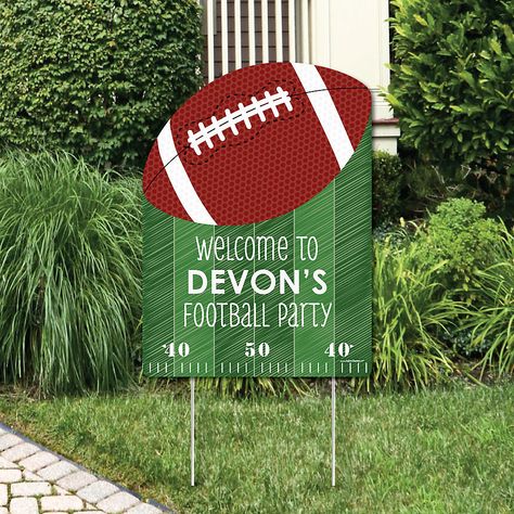 Football Yard Signs, Homecoming Decorations, Football Party Decorations, Football Baby Shower, Football Birthday Party, Football Decorations, Football Themes, Football Birthday, Halloween Yard Decorations