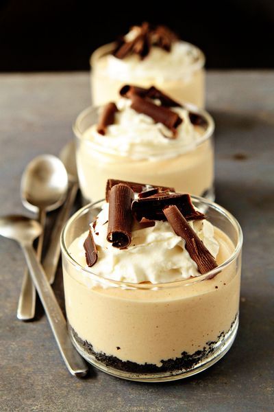 peanut butter Peanut Butter Pies, Peanut Butter Pie, Butter Pie, Think Food, Peanut Butter Recipes, Cupcake Cake, Butter Recipe, Yummy Sweets, Eat Dessert