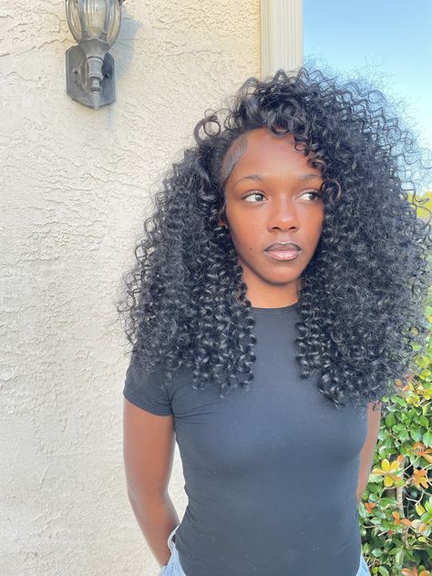 Curly Quick Weave Styles, Curly Quick Weave, Big Box Braids Hairstyles, Hair Color Streaks, Quick Weave Hairstyles, Pretty Braided Hairstyles, Natural Curls Hairstyles, Flat Iron Hair Styles, Slick Hairstyles