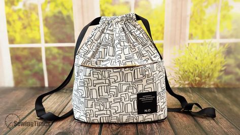 Easy DIY Packable Backpack: Your Compact Storage Solution! – sewingtimesblog Diy Grocery Bags, Shopping Bags Diy, Happy Bag, Diy Bags Jeans, Diy Pouch, Backpack Pattern Sewing, Backpack Tutorial, Diy Travel Bag, Foldable Backpack