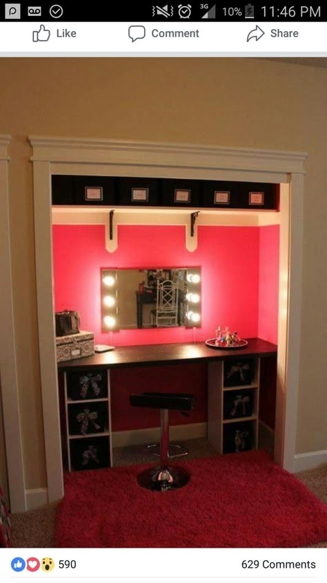 Rangement Makeup, Diy Makeup Vanity, Closet Vanity, Diy Vanity, Vanity Design, Vanity Room, Makeup Rooms, Closet Room, Glam Room