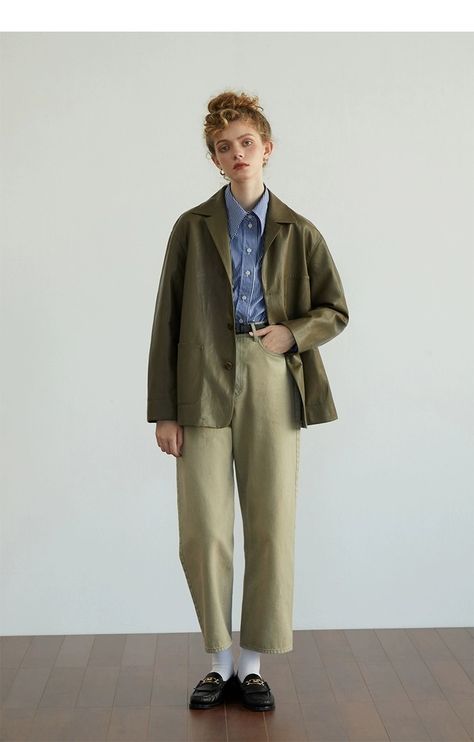 Minimalist Style Midsize, Nonbinary Office Fashion, Nonbinary Professional Fashion, Androgynous Professional Outfits, Japanese Androgynous Fashion, Androgynous Outfits Women, Non Binary Business Casual, Androgynous Work Outfit, Amab Nonbinary Fashion