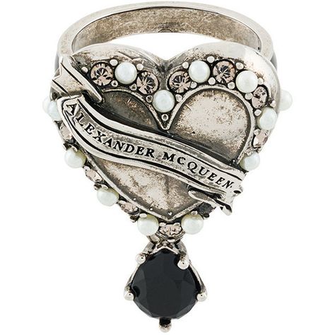 Alexander McQueen Heart Locket ring (2,045 ILS) ❤ liked on Polyvore featuring jewelry, rings, heart shaped jewelry, heart jewelry, alexander mcqueen jewelry, alexander mcqueen and heart shaped rings Alexander Mcqueen Jewelry, Vintage Heart Jewelry, Mcqueen Jewelry, Alexander Mcqueen Ring, Rings Heart, Locket Vintage, Locket Jewelry, Grey Heart, Heart Jewellery