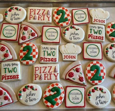 Love You Two Pizzas Party, Pizza Theme Cookies, Pizza Party Cookies, Toddler Pizza Party, Pizza Themed Birthday Party, Sugar Cookie Pizza, Pizza Cookies, Pizza Party Birthday, Birthday Pizza