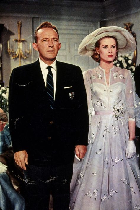 Grace Kelly Dresses, Movie Wedding Dresses, Camille Gottlieb, Helen Rose, Grace Kelly Style, Princess Grace Kelly, Wedding Movies, Academy Award, Classic Wedding Dress